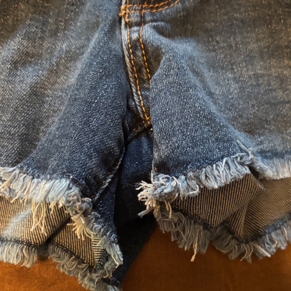 Arizona Jean Company Blue and White Denim Shorts - Picture 5 of 7